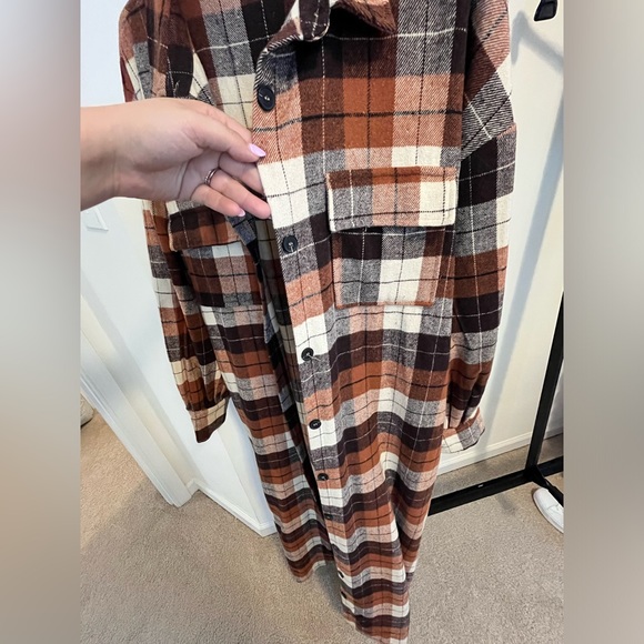 fashion Nova Plaid Shacket - Picture 4 of 9